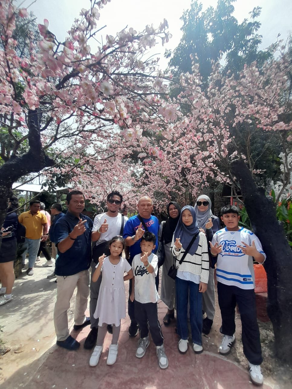Guest Batam Travel Holiday