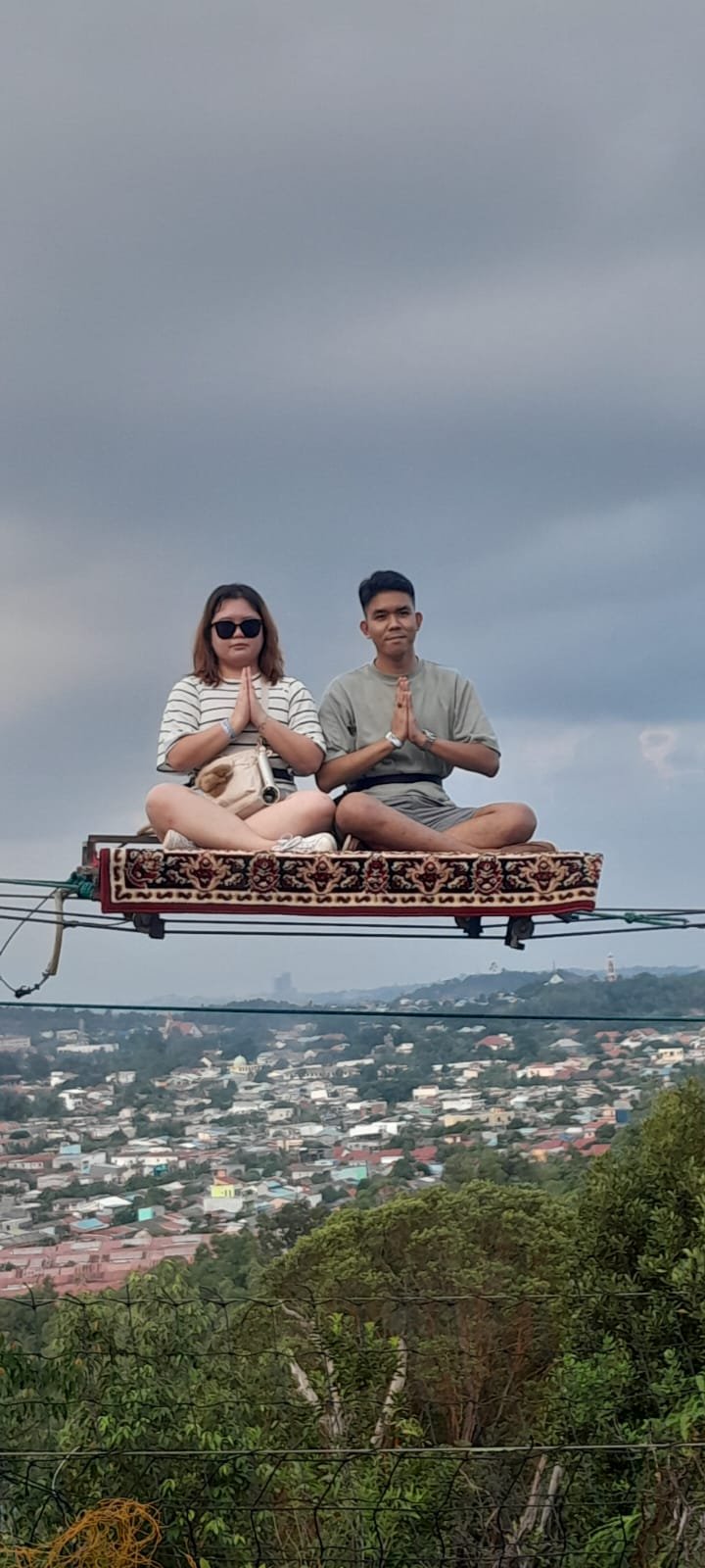 Guest Batam Travel Holiday