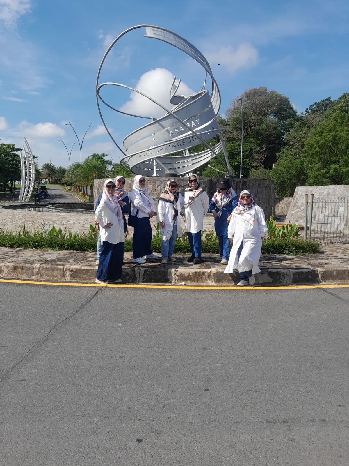 Guest Batam Travel Holiday