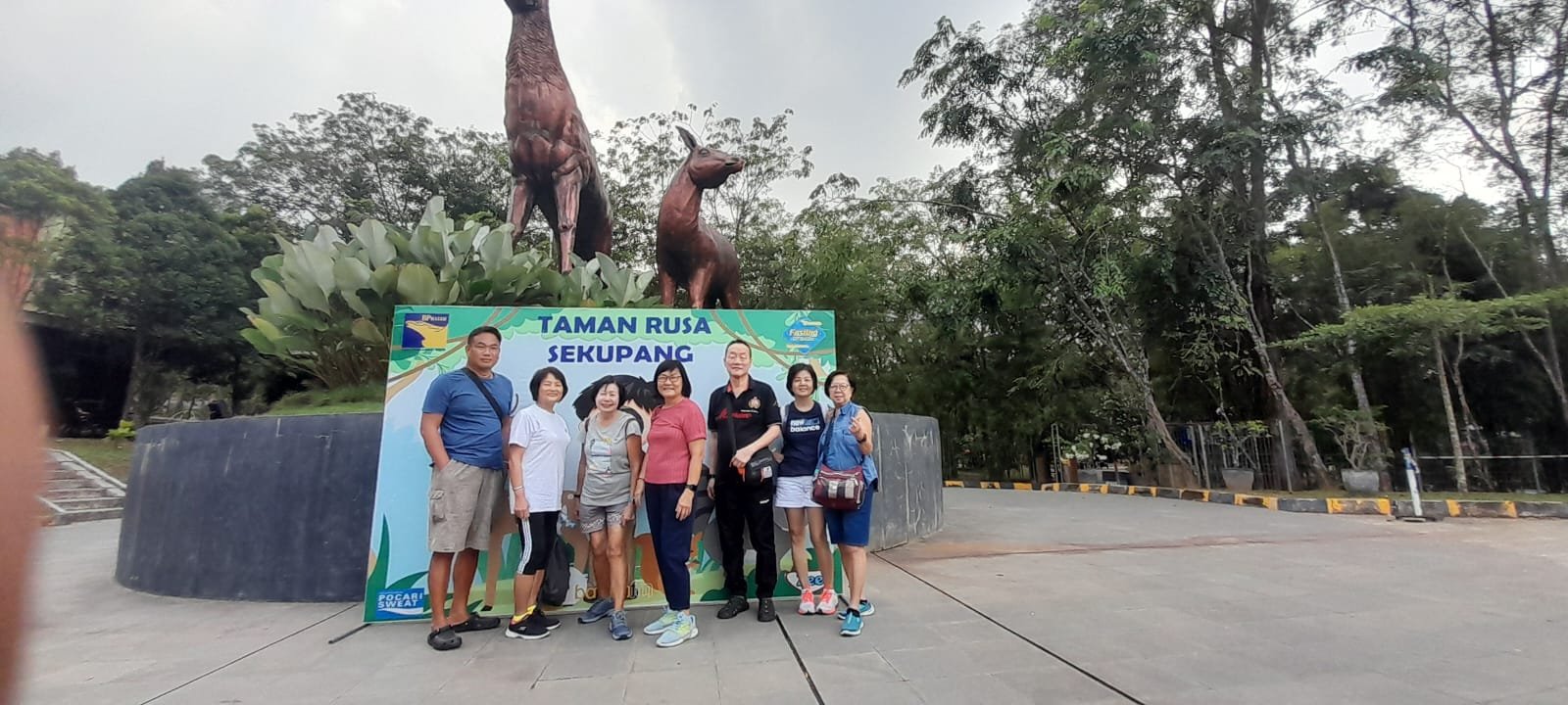 Guest Batam Travel Holiday